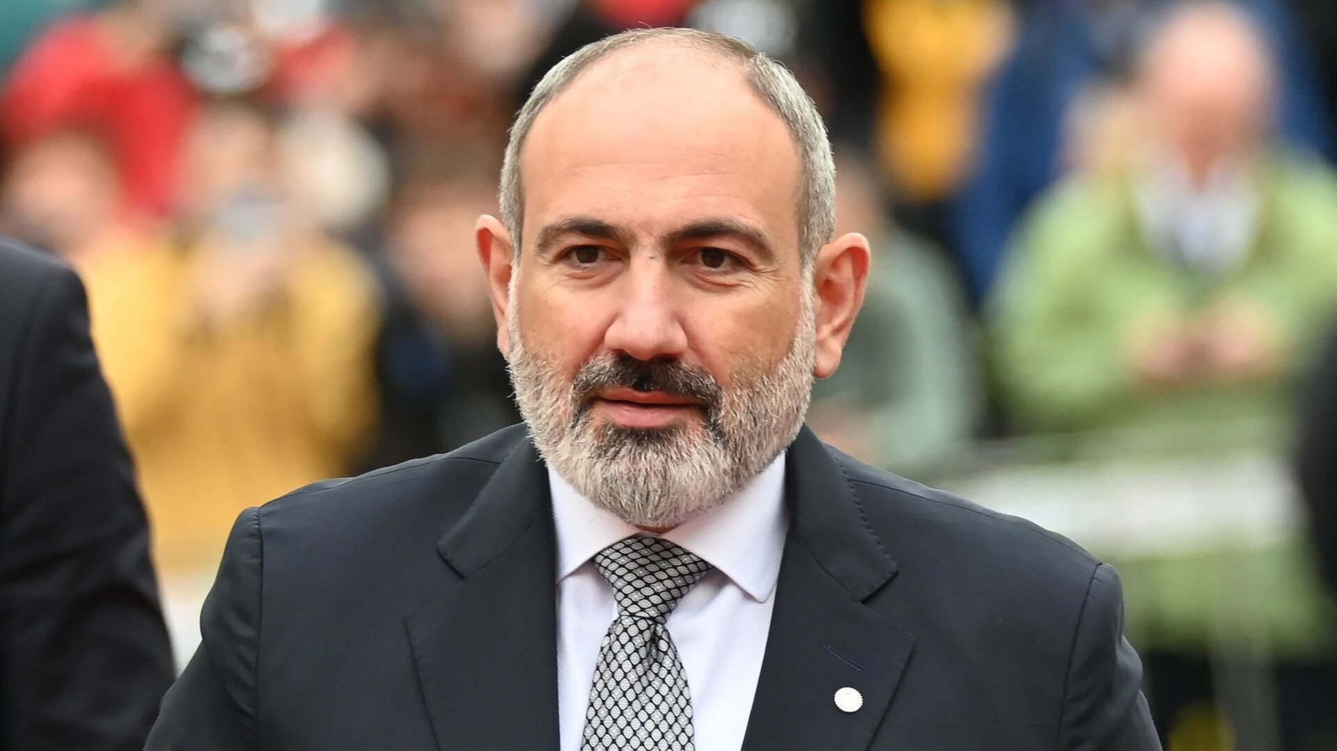 Paşinyan: Uluslararası toplumu, Laçin Koridoru'nun açılmasının soykırımı önleme anlamına geleceğini anlamalı