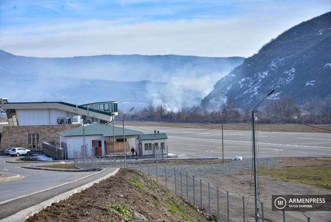 Azerbaycan topraklarından Kapan'daki "Syunik" havaalanına ateş açıldı, camı kırıldı