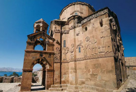 Ermeni Kutsal Haç Kilisesi dünya mirası olmaya aday (foto)