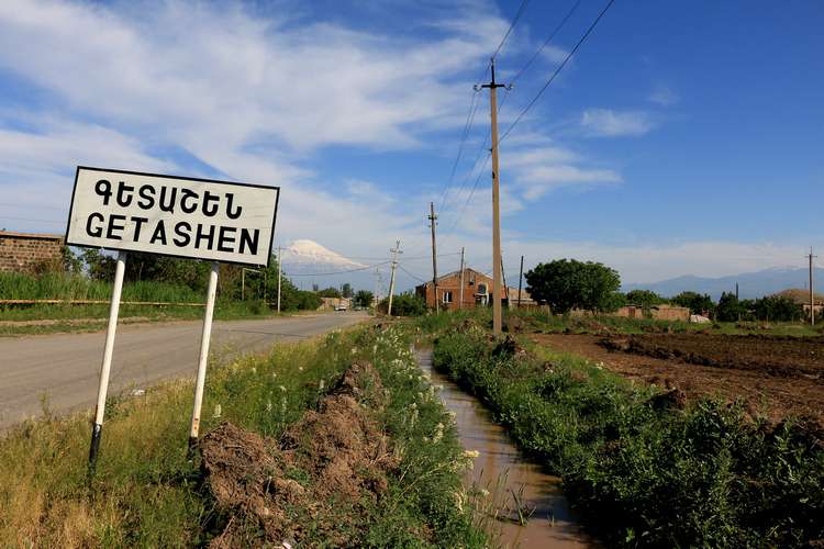 Paşinyan: Getaşen, Şahumyan ve diğer bölgelerden gelen mültecilere evlerine dönme fırsatı verilmelidir