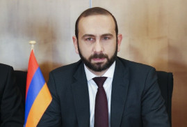 Ermenistan Dışişleri Bakanı Mirzoyan, BAE yolcusu
