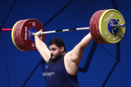 Ermeni sporcu Dünya Halter Şampiyonası'nda gümüş madalya kazandı