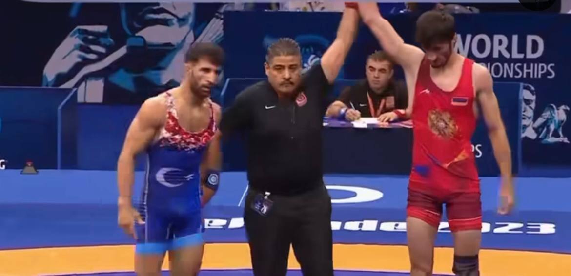 Ermeni güreşçi Türk rakibini 10-0 mağlup etti