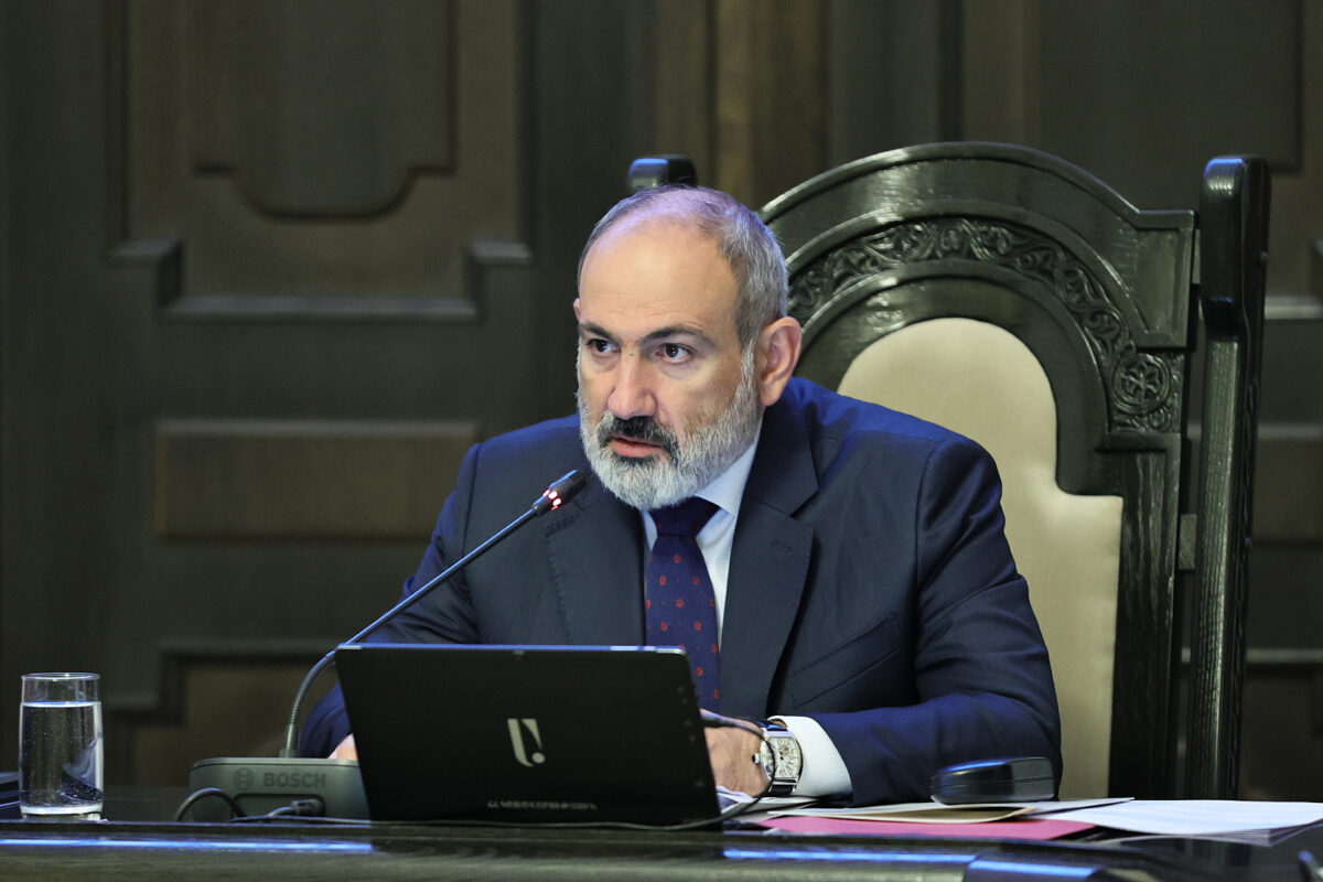 Paşinyan: "Bu, uzun süredir uluslararası toplumu uyardığımız bir doğrudan etnik temizlik eylemidir"