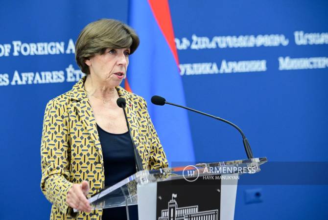 Fransa Dışişleri Bakanı, Azerbaycan'ın Artsakh'taki eylemlerini cinayet olarak nitelendirdi