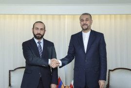 Ermenistan ve İran dışişleri bakanları Güney Kafkasya ve Ortadoğu'daki durumu görüştü