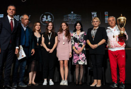 Ermeni kadın satranç oyuncuları Sırbistan'ın Kadınlar 1. Liginde altın madalya kazandı