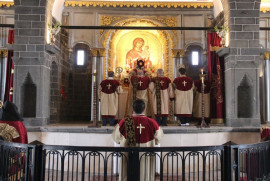 Türkiye'deki Surp Giragos Ermeni Kilisesi'nde isim günü ayini yapıldı