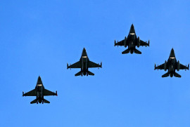 ABD'nin F-16 filosu Orta Doğu'da