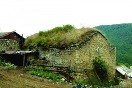 Caucasus Heritage Watch: ''Azerbaycan, işgal altındaki Artsakh'ın Hadrut bölgesindeki Ermeni kilisesini yıktı''