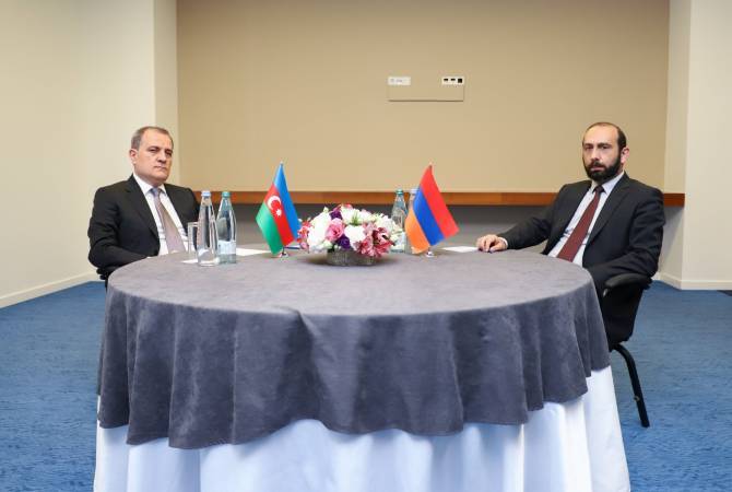 Azerbaycan, Ermenistan ile bir araya gelmekten tekrar vazgeçti