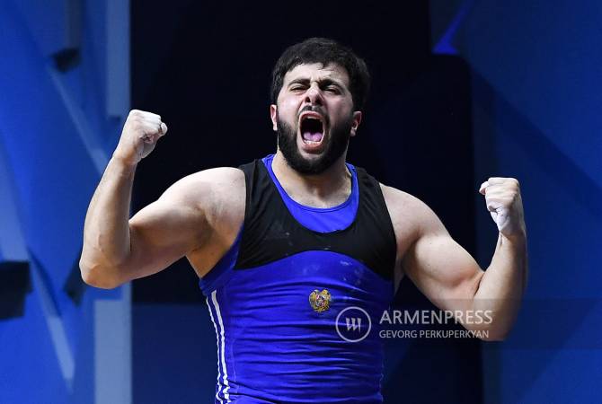 Ermeni halterci Garik Karapetyan, gençlerde dünya şampiyonu oldu