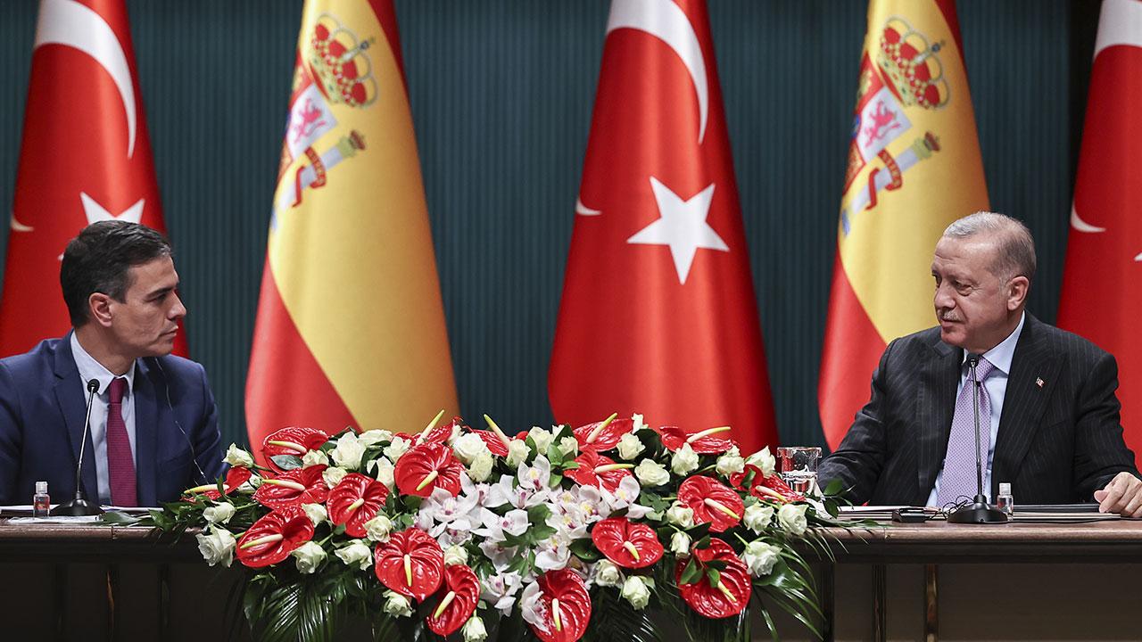 Էրդողանը հեռախոսազրույց է ունեցել Իսպանիայի վարչապետի հետ