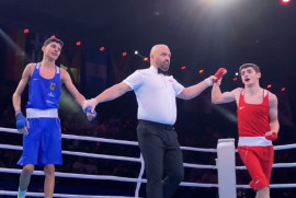 Ermeni boksör Vağarşak Keyan gençlerde dünya şampiyonu oldu (Video)