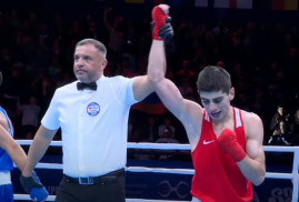 Ermeni boksör dünya şampiyonu oldu (Video)