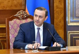 Ermenistan Güvenlik Konseyi Sekreteri, ABD'li yetkili ile Ermeni-Amerikan ikili ilişkilerini görüştü