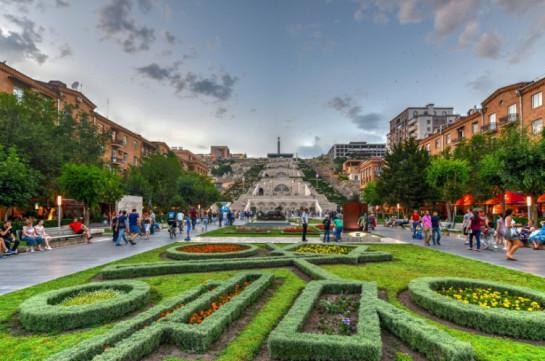 Bu yılın ilk 11 ayında Ermenistan’ı 2,2 milyon turist ziyaret etti