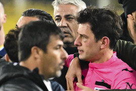 Новый случай нападения на футбольного арбитра в Турции: судье сломали нос (Видео)