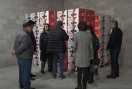 Tahran Ermeni Diakosluğu, Karabağ’dan zorla yerinden edilenlere 17 ton yardım gönderdi