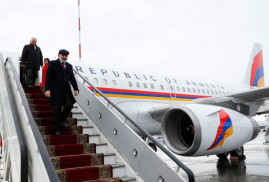 Ermenistan Başbakanı çalışma ziyareti için St. Petersburg’da bulunuyor