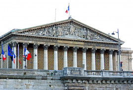Fransa, iki Azerbaycan diplomatını 'personae non gratae' ilan etti