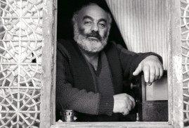 Sergey Parajanov 100 yaşındadır: Yerevan'da Parajanov'un heykeli açıldı