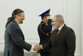 Ermenistan Başbakanı, ABD Dışişleri Bakanlığı Küresel Yolsuzluk Koordinatörü Richard Nephew'u kabul etti