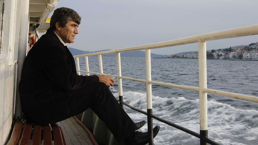 Hrant Dink, Türkiye için kardeşleşmenin sembolüdür!Hrant Dink, ülkemiz için kardeşleşmenin sembolüdür!