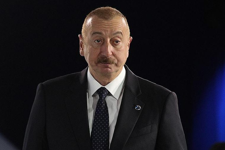 Le Figaro Müdür yardımcısı: Tarihin çarpıtılması, Aliyev'in Yerevan'ı fethetme hırsını "açıklamak" için kullanılıyor