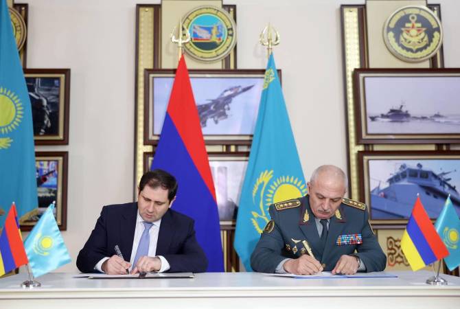 Ermenistan ve Kazakistan savunma bakanlıkları arasında 2024 savunma işbirliği planı imzalandı