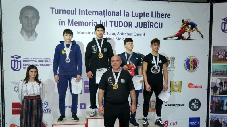 Ermeni güreşçiler Moldova'da 6 altın ve 3 bronz madalya kazandı