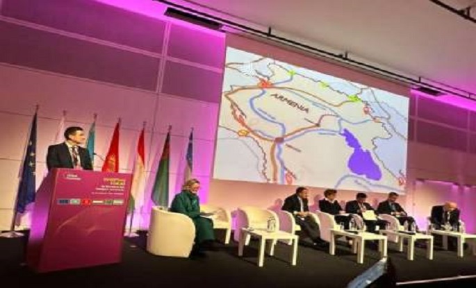 Ermenistan, "Barış Kavşağı" projesini Global Gateway yatırım konferansında sundu