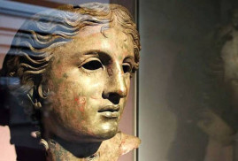 Yerevan'da British Museum'da saklanan "Tanrıça Anahit" büstü sergilenecek