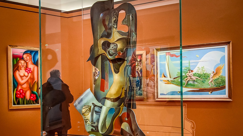 Paris'teki Picasso Müzesi'nde meşhur Ermeni sanatçı Yervand Koçar’ın resmi sergilenmektedir