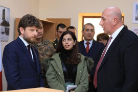 Ermenistan ve Fransa askeri okullarının temsilcileri işbirliğini görüştü