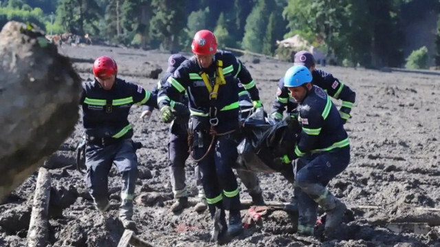 Gürcistan'da heyelan sonucunda 5 kişi hayatını yitirdi