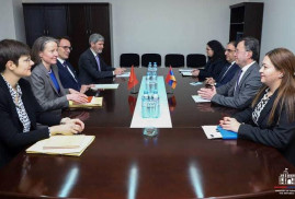 Ermenistan ve İsviçre siyasi istişarelerde bulundu