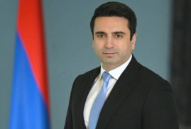 Ermenistan Ulusal Meclisi Başkanı resmi ziyaret için Sofya'ya gitti