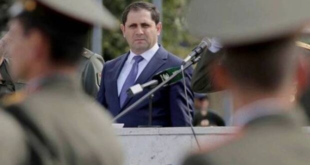 Ermenistan Savunma Bakanı Almanya'ya gitti