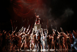 Kazakistan'da Ermeni ünlü bestecinın "Spartak" balesi sahnelendi