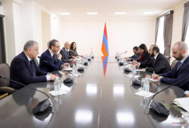 Ermenistan Dışişleri Bakanı, AB yetlilisi ile bölgeyi görüştü