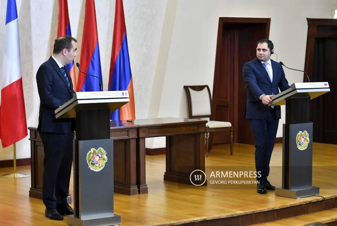 Papikyan: "Barış antlaşmasının sonra Ermenistan, savunma mühimmatı almaya devam edecektir"