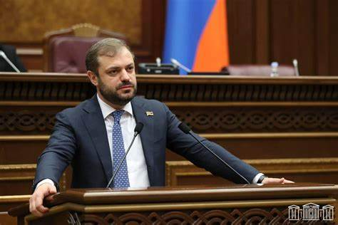 Ermenistan'ın yeni Ekonomi Bakanı var