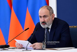 Paşinyan: Ermenistan, Azerbaycan'la 3 ilkeye dayalı barış anlaşması imzalama politikasını sürdürüyor