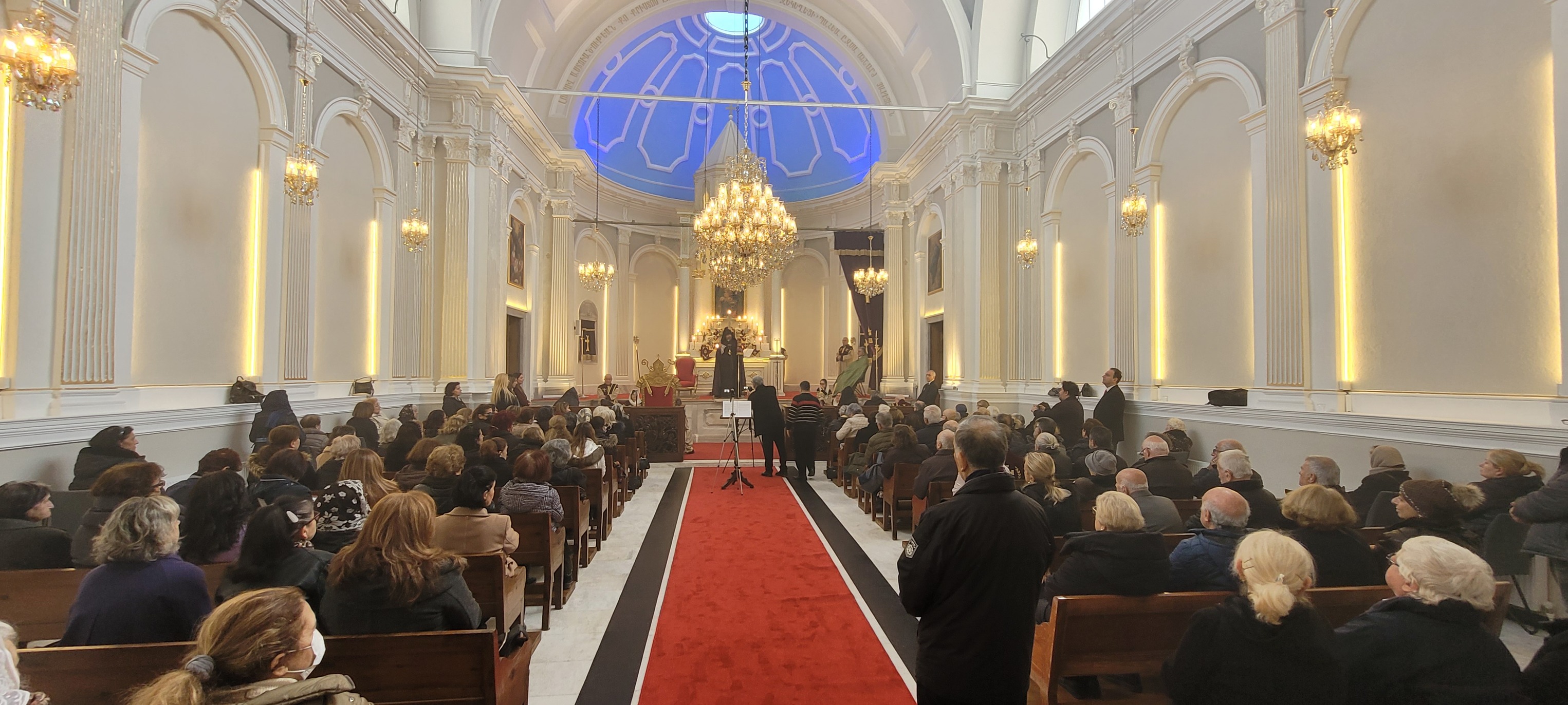 Krikor Lusavoriç anıldı ve "Krikor'ların isim günü kutlandı