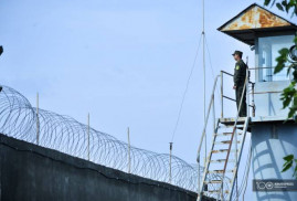 Ermenistan 8 mahkumu İran'a iade etti