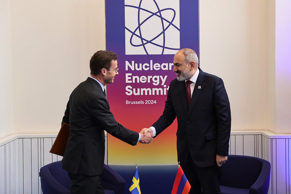 Ermenistan ve İsveç başbakanları bir araya geldi