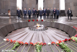 Gürcistan Başbakanı Ermeni Soykırımı Anıtını ziyaret etti