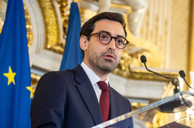 Fransa Dışişleri Bakanı: "Blinken ile Azerbaycan'ın tehdit ettiği Ermenistan'ın toprak bütünlüğünü konuştuk"