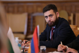 Dışişleri Bakan Yardımcısı: Ermenistan, barış anlaşmasına ilişkin önerileri ile ilgili Azerbaycan'ın yanıtını bekliyor